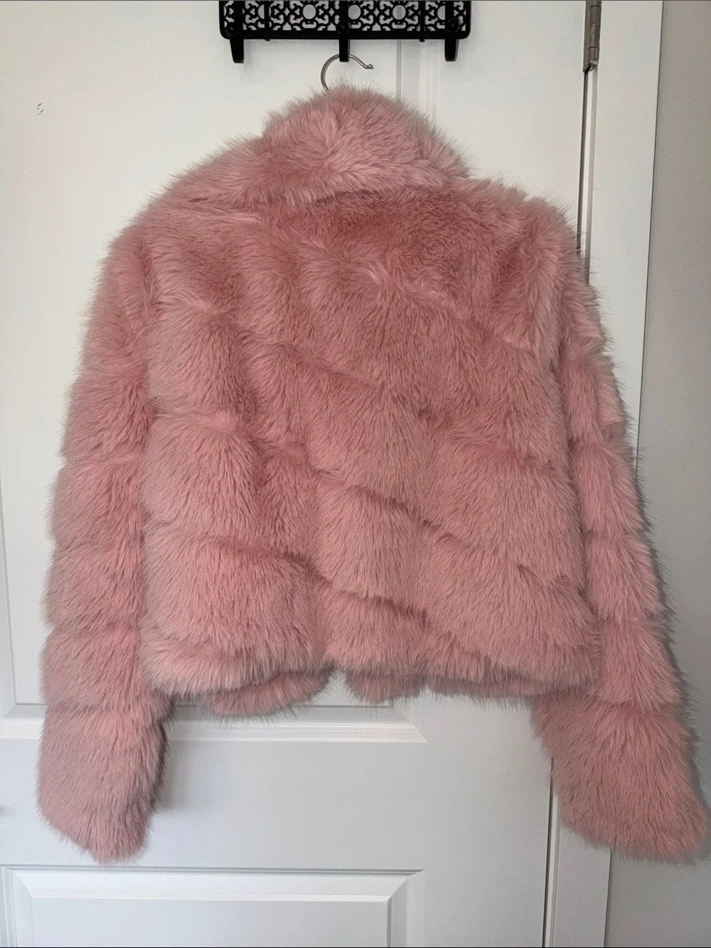 Avec Les Filles Blush Pink Faux Fur Cropped Jacket - Picture 2 of 2